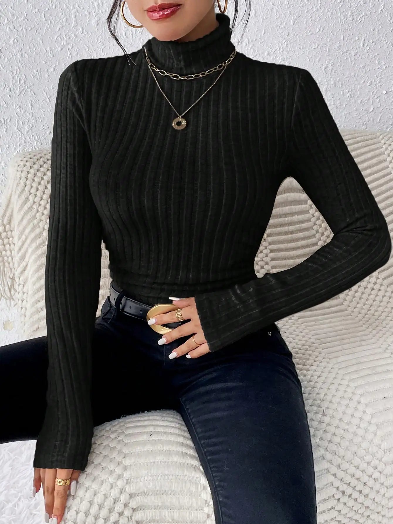 Elegant Solid Knitted Turtleneck – Effortless Style for Every Occasion