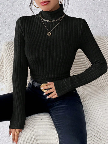 Elegant Solid Knitted Turtleneck – Effortless Style for Every Occasion